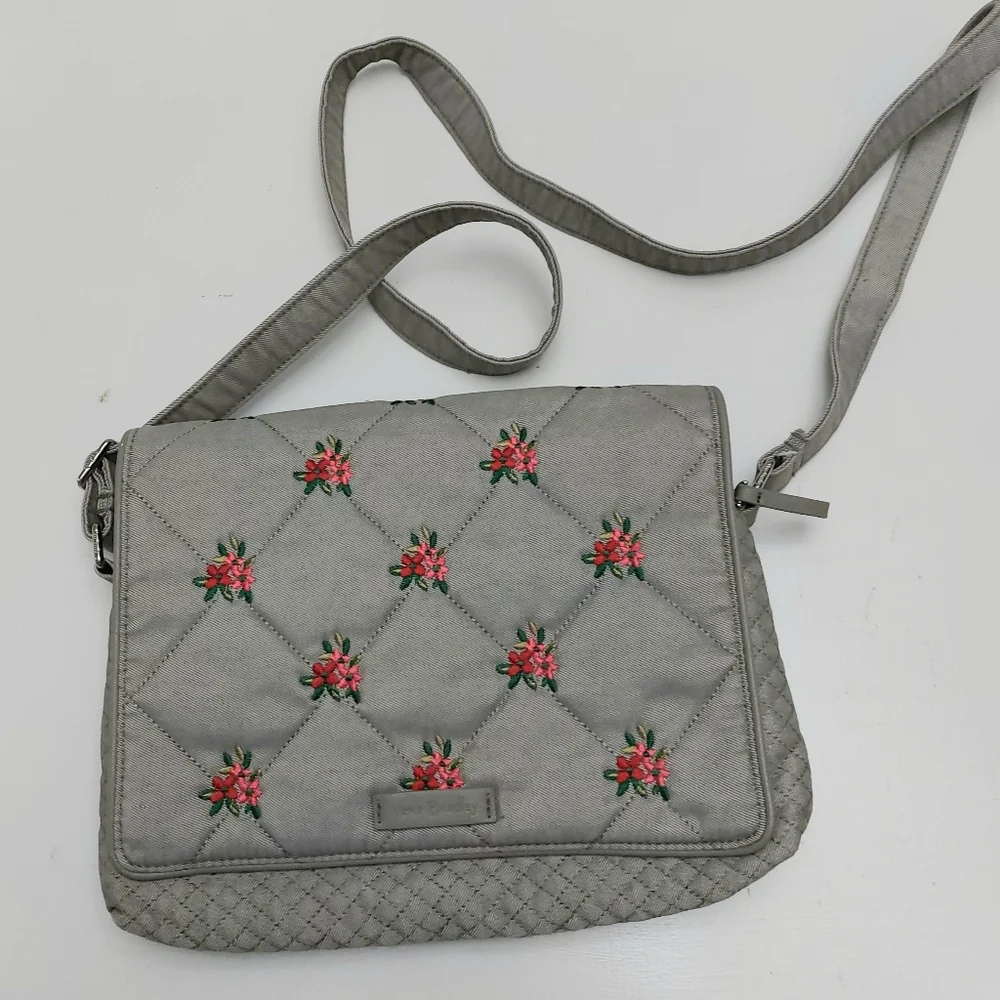 Vera Bradley Water Bouquet Roses  Turnabout Messenger Crossbody Denim Gray